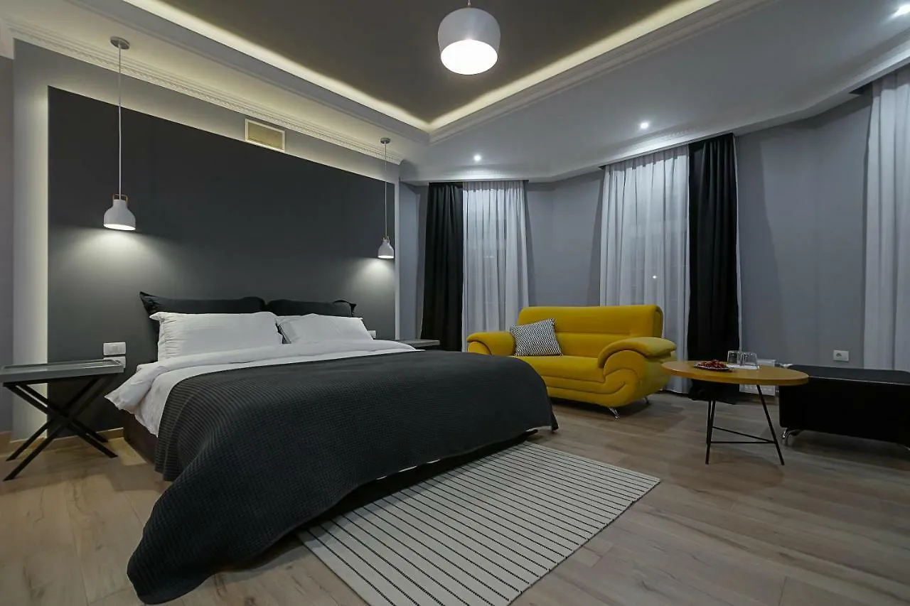Barba Boutique Hotel Korce